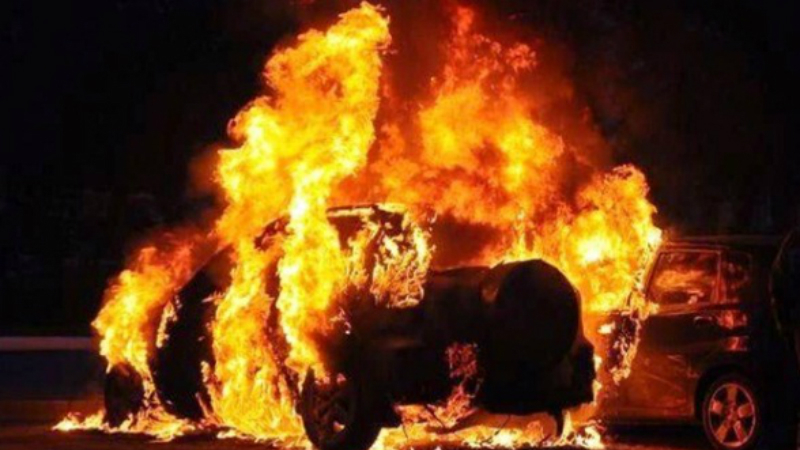 Մայակովսկիում մեքենա է այրվել