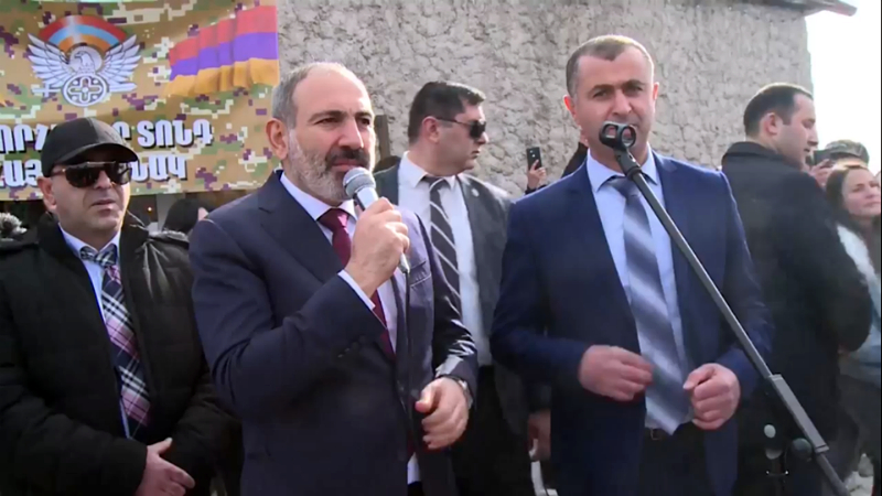 «Այցելել եմ Գեղարքունիքի մարզ՝ մասնակցելու այստեղ անցկացվող հայկական բանակի 28-ամյակի միջոցառումներին». վարչապեը ուղիղ եթերում է