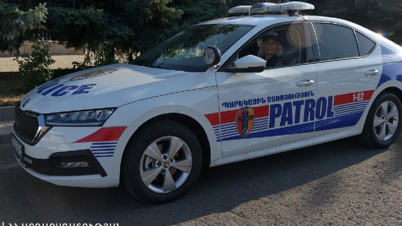 Ինչո՞ւ է ավտոմեքենայի վրա տրանսլիտով գրված POLICE/PATROL. Նոր պարեկային ծառայության հետ կապված որոշ հարցերի պատասխանները