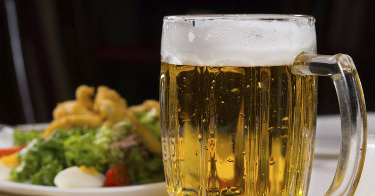 Исследование: выпивание залпом пива повышает риск инфаркта