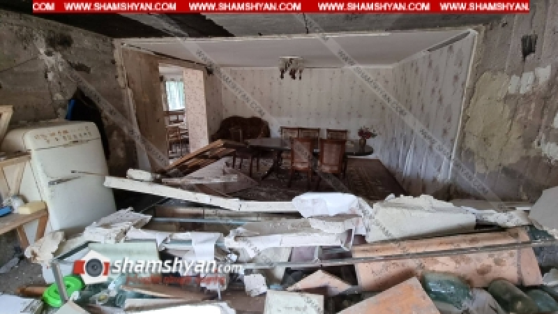 Զովաբեր գյուղի տներից մեկում պայթունի հետևանքով 2 հոգի ծայրահեղ ծանր վիճակում տեղափոխվել է հիվանդանոց