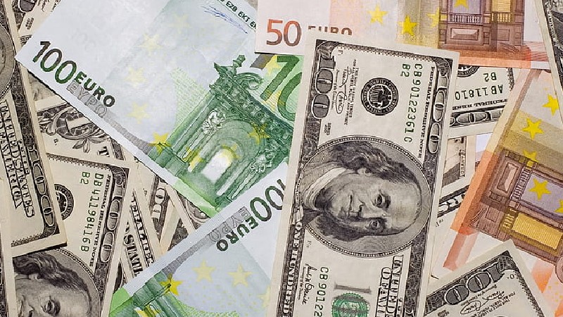 Դոլարի ու եվրոյի փոխարժեքն իջել է