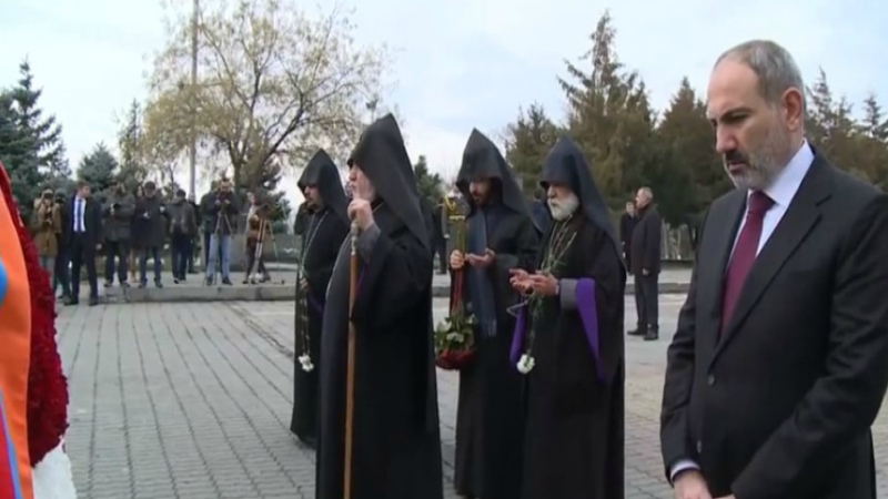 (Տեսանյութ) Այսօր Սումգայիթի ջարդերի զոհերի հիշատակի օրն է․ Վարչապետը Ծիծեռնակաբերդում է