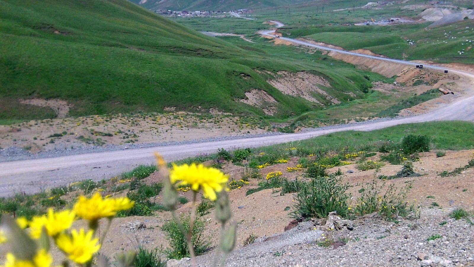 Варденис армения. Варденис граница. Памбак Армения Варденис. Варденис Армения фото. Ереван Варденис рейс.