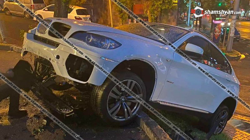 Երևանում 28-ամյա վարորդը BMW X6-ով դուրս է եկել երթևեկելի գոտուց, բախվել բազալտե քարերին ու հայտնվել հողաթմբի վրա