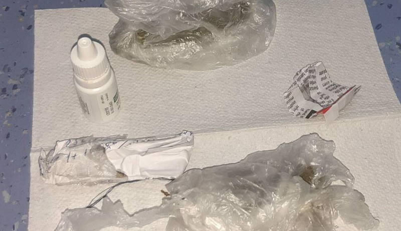 ՔԿՀ աշխատակիցները «Էրեբունի» ԲԿ-ի սանհանգույցում թմրանյութերով պոլիէթիլենային փաթեթ են հայտնաբերել