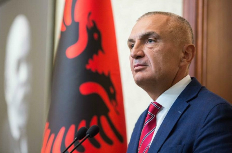 Ալբանիայում մեկնարկել է նախագահ Իլիր Մետայի պաշտոնանկության գործընթացը
