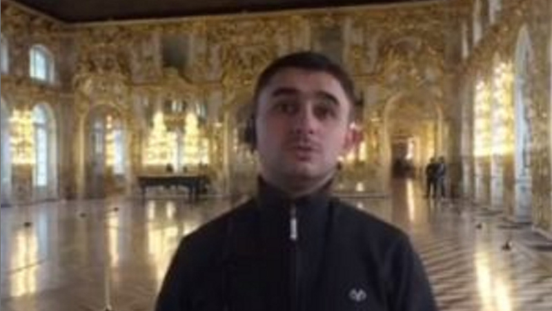 «Ցարսկոյե սելո»-ում հայ երգիչն ակապելլա կատարել է Կոմիտասի «Կռունկ»-ը