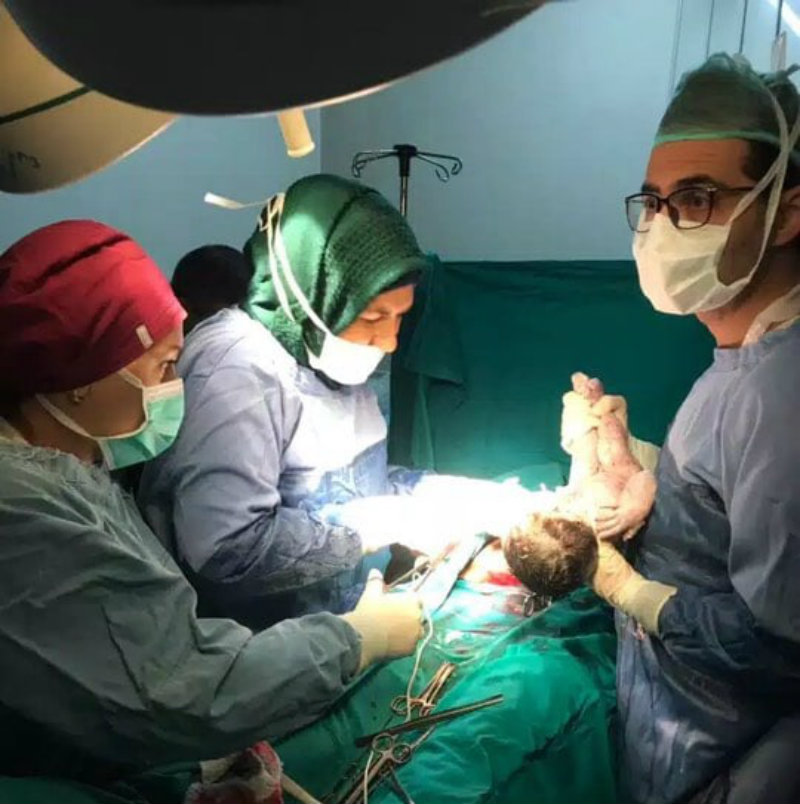 Հայ բժիշկը Հալեպում փրկել է ծննդկանի ու նորածնի կյանքը