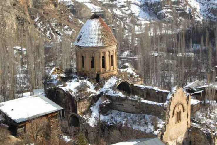 Թուրքիայում հայկական Օշկվանքը վերանորոգվում է որպես վրացական եկեղեցի (լուսանկարներ)