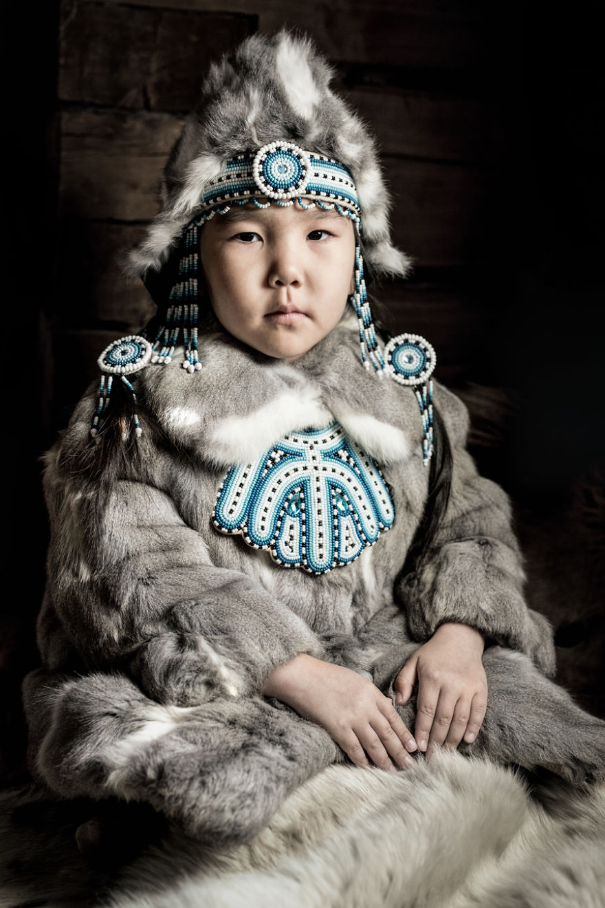 35-Portraits-Of-Amazing-Indigenous-People-of-Siberia-From-My-The-World-In-Faces-Project-59476976dc765__880.jpg
