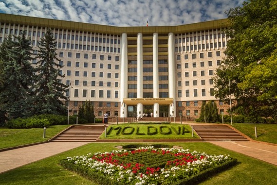 parlament-moldova.jpg