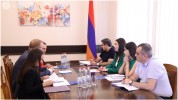 Միջազգային փորձագետի հետ քննարկվել են ՆԳՆ կրթահամալիրի ձևավորմանն առնչվող  հարցեր (տեսանյո...