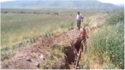 Փաշինյանը տեսանյութ է հրապարակել, որտեղ ՔՊ-ականները խրամատ են փորում (տեսանյութ)