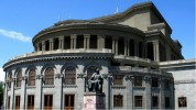 Ալեքսանդր Սպենդիարյանի անվան օպերայի և բալետի ազգային ակադեմիական թատրոնի շենքը գեղարվեստա...