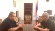 Արցախի ԱԺ նախագահը Երևանում հանդիպել է ԱՀ կառավարության օպերատիվ շտաբի պետի հետ