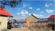 Սևանի հանգստյան գոտիներից մեկի մոտ եղեգնուտ է այրվել (լուսանկարներ)