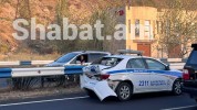 Երևան-Սևան ճանապարհին Toyota Camry-ին բախվել է ոստիկանական մեքենային (լուսանկարներ)